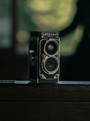 Initial Photo Simulation Dual-Reverse Digital Camera